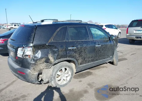 2013 Kia Sorento Lx из США, поврежденный, VIN 5XYKTDA66DG418637